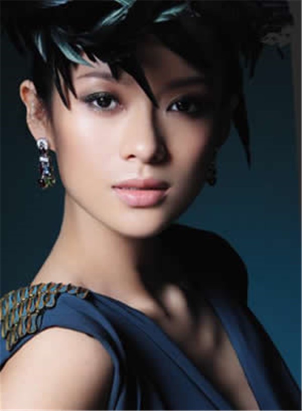 章子怡经常喝的的四道滋补美容汤 章子 第1张