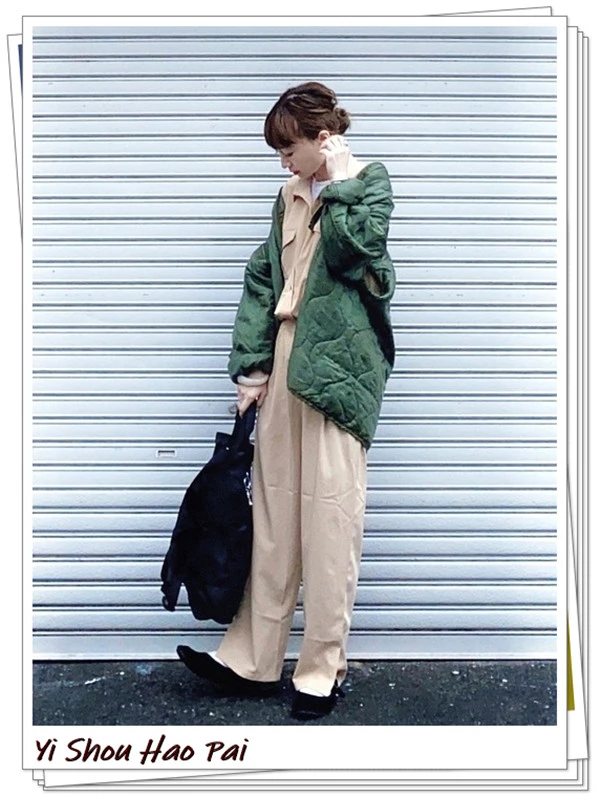 浅米色帆布背包经典休闲轻熟女人，时髦米色外套吸引目光 帆布背包 时髦 第4张