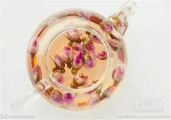 玫瑰花泡水可以敷脸吗 护肤 第4张