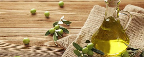 橄榄油搽脸有什么好处，橄榄油搽脸的注意事项 护肤 第1张