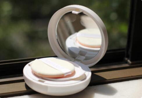 脸上长脂肪粒是什么原因，长脂肪粒的六大因素 脂肪粒 脸上长脂肪粒的原因 美容 第5张