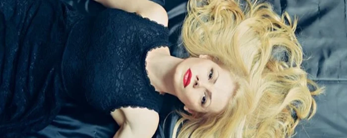 怎样正确使用眼霜 使用眼霜 美妆 第3张