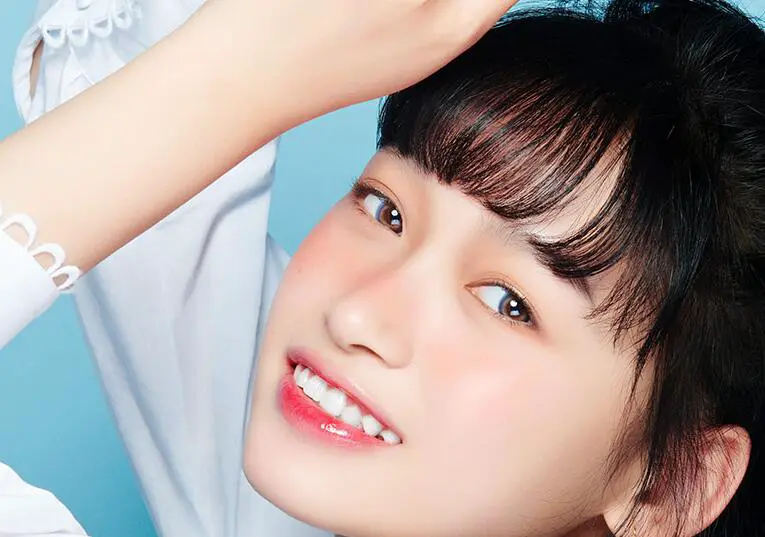 美瞳哪个颜色自然不容易看出来，适合夏天的美瞳款式 美瞳 美瞳颜色 美瞳哪个颜色自然好看 美妆 第3张