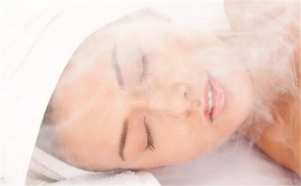 如何选择选择适合自己的护肤品，平常应该怎么美白 护肤品 美白 第3张