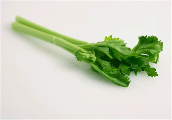 吃感光食物真的会变黑吗 护肤 第2张