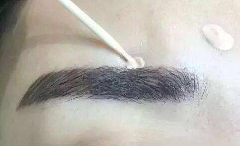 想去纹眉什么季节去好，纹眉注意事项 纹眉 什么季节适合纹眉 什么季节适合纹眉图片 美妆 第1张