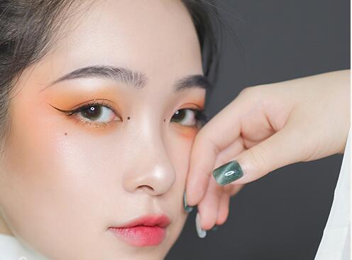 韩系妆容怎么化好看，简单韩系妆容教程 妆容 韩系妆容日常妆 韩系妆容日常妆教程步骤图片 美妆 第1张