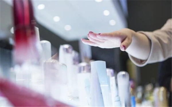 想解决油性皮肤的困扰吗，油性皮肤解决秘籍 油性 皮肤 第2张