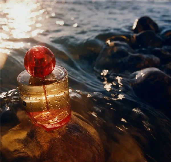 Jo Malone袓玛珑推出了花园Blossoms限量系列 香水 Malone 袓玛珑 第2张 Jo Malone袓玛珑推出了花园Blossoms限量系列 香水 Malone 袓玛珑 第2张