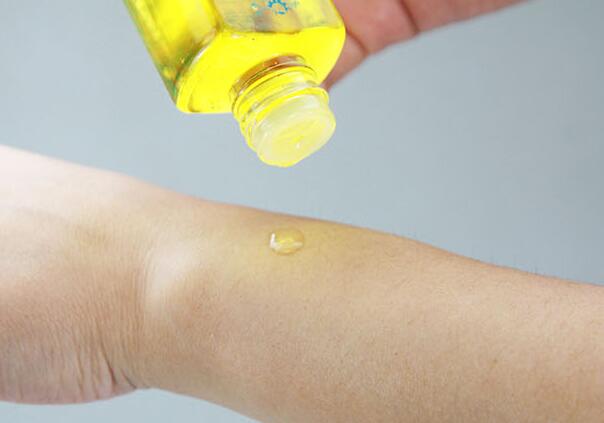 茶油可以擦脸吗，茶油的功效与作用 茶油 茶油护肤 茶油有什么护肤作用 美容 第1张