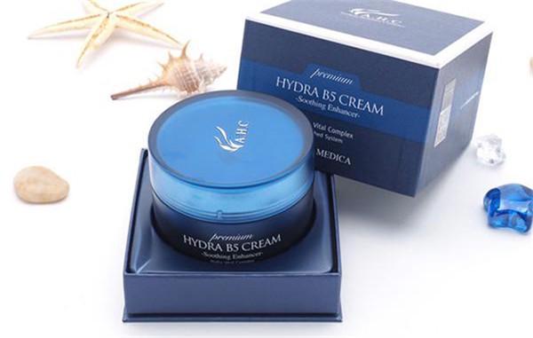 ahc面霜为什么会起颗粒，涂面霜搓泥起颗粒的原因 AHC 面霜 第4张