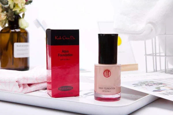 Covergirl三合一粉底液好用不闷痘，雅诗兰黛DW粉底液适合混干皮 Covergirl 粉底液 第2张