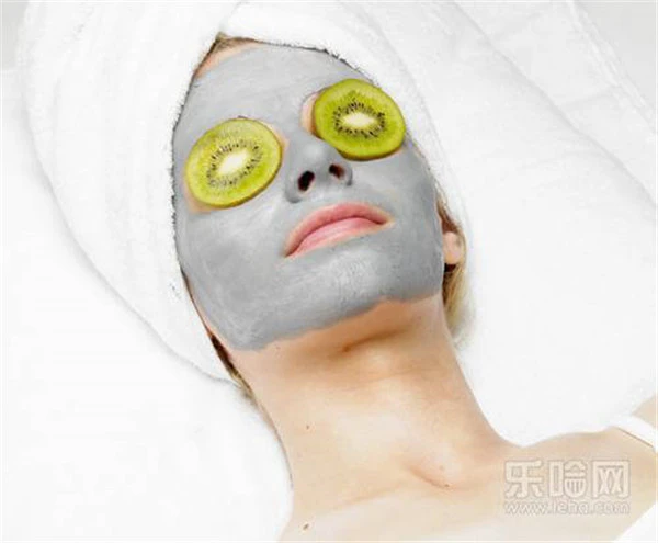 敷面膜脸上刺痛是怎么回事 护肤 第4张