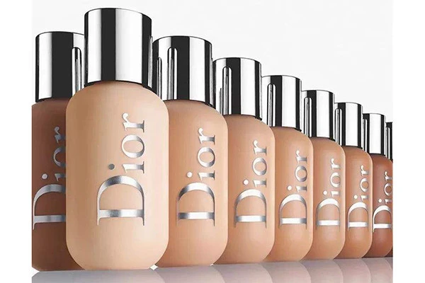 dior迪奥小奶瓶怎么选色，dior迪奥小奶瓶使用起来怎么样 粉底液 第2张