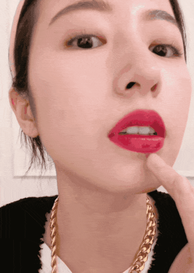 浆果色妆容精致又高级，豆沙色口红清冷淡雅 浆果色 豆沙色 第3张