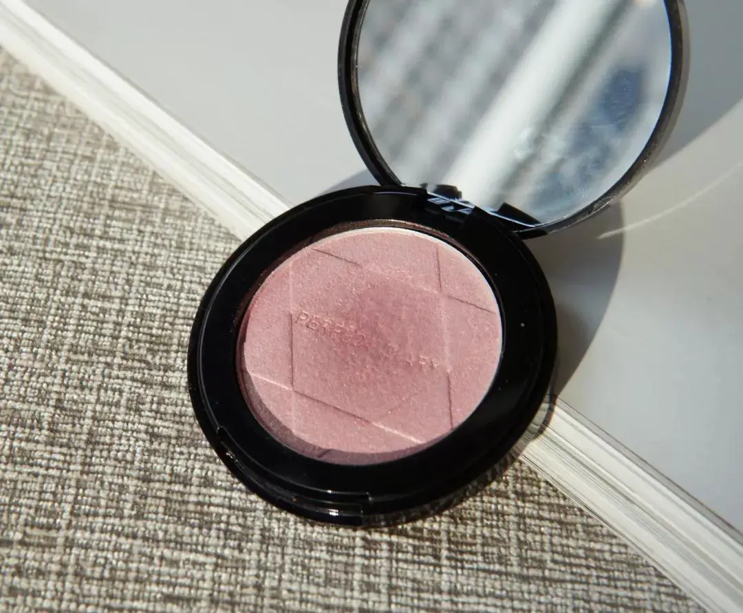 评评测测国货彩妆测评,完美日记、花西子...谁更值得买 评评测测 国货测评 国货彩妆 美妆 第11张 评评测测国货彩妆测评,完美日记、花西子...谁更值得买 评评测测 国货测评 国货彩妆 美妆 第11张