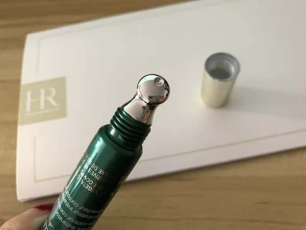 赫莲娜绿宝瓶眼霜好吗，赫莲娜绿宝瓶眼霜使用测评 赫莲娜 绿宝瓶 眼霜 第3张