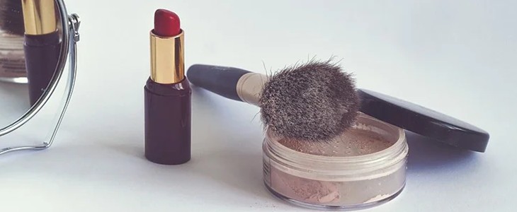 散粉和定妆粉的区别 散粉 定妆粉 美妆 第1张