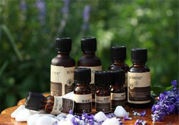 薰衣草精油的功效与用法 护肤 第7张 薰衣草精油的功效与用法 护肤 第7张