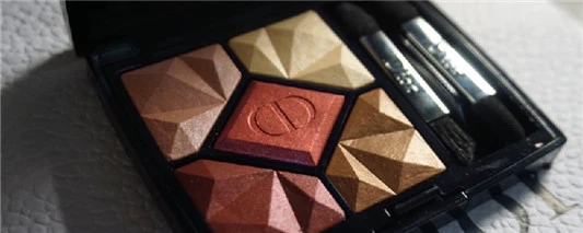 卧蚕笔就是眼影吗 卧蚕笔 眼影 第2张