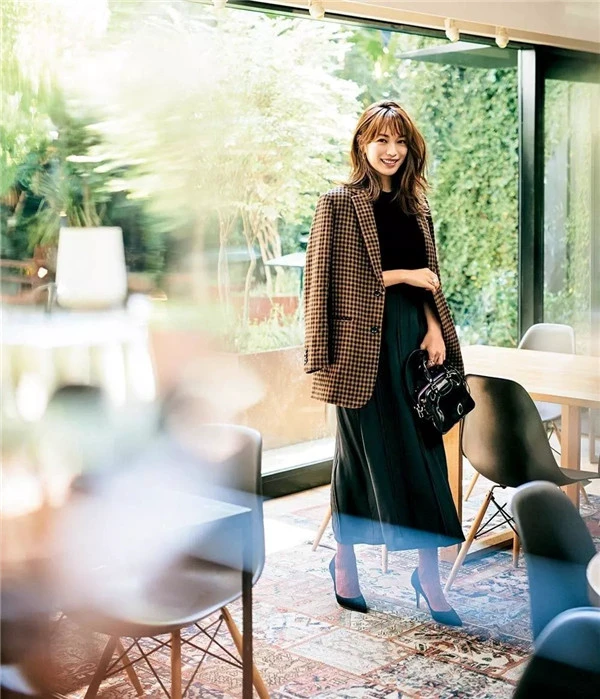 温柔开衫温柔成熟，中性百搭针织衫更显质感 温柔成熟 中性百搭针织衫 第27张