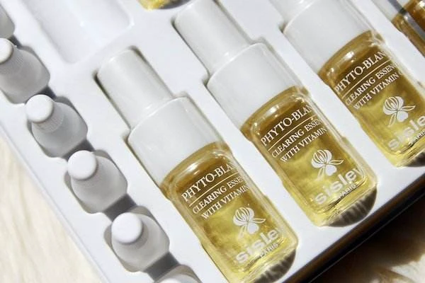 小安瓶的作用包含美白祛斑吗，小安瓶如何使用 祛斑 第2张