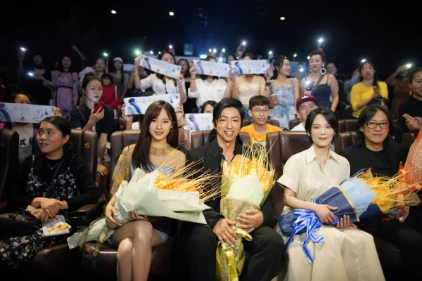 法伯丽成为电影《在乎你》官方合作伙伴，亮相广州路演活动！ 面膜 法伯丽 护肤 第8张