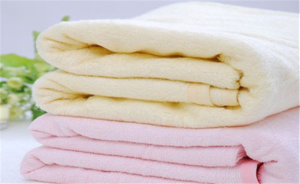 手肘为什么会经常有干皮,这个地方要怎么保养 手肘 第1张 手肘为什么会经常有干皮,这个地方要怎么保养 手肘 第1张