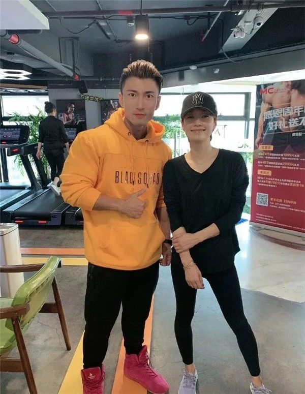 马伊琍出席活动状态良好，，马伊琍短发发型 马伊琍 发型 第5张