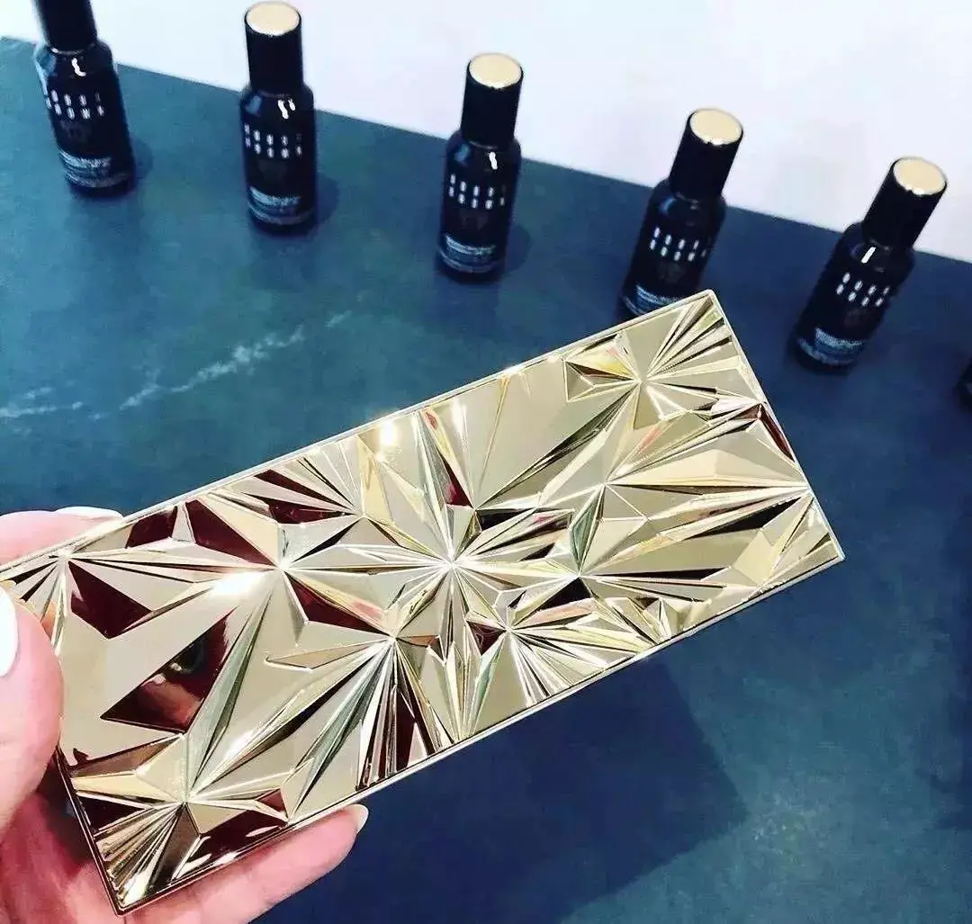 新品周报，欧美、日韩、国货美妆齐出动 评评测测 新品周报 美妆新品 玛丽黛佳 美妆 第34张