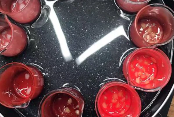 如何自己制作手工口红，美妆达人手工口红制作方法教程 口红 手工口红制作方法 手工口红制作方法教程图片 美妆 第5张