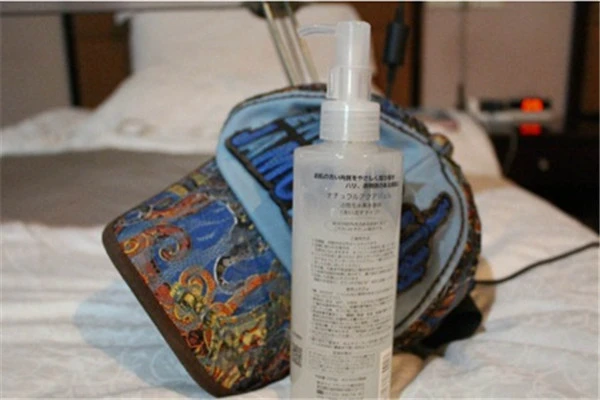 kanebo酵素洁面粉独立包装，和洗面奶一起打圈清洁效果强 酵素 清洁 第3张