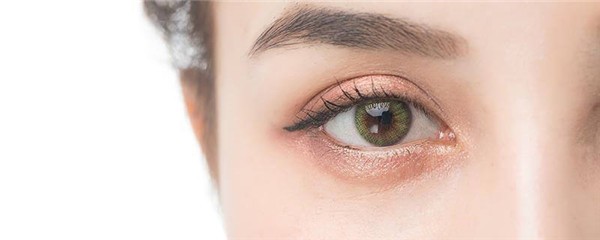 牙膏可以卸妆吗，临时卸妆用什么代替 护肤 第1张