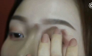 酒红色与大地色眼妆打造秋冬时尚温暖感 酒红色 大地色 第20张