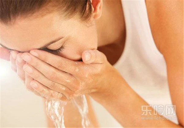 白醋洗脸去痘痘吗 护肤 第3张 白醋洗脸去痘痘吗 护肤 第3张