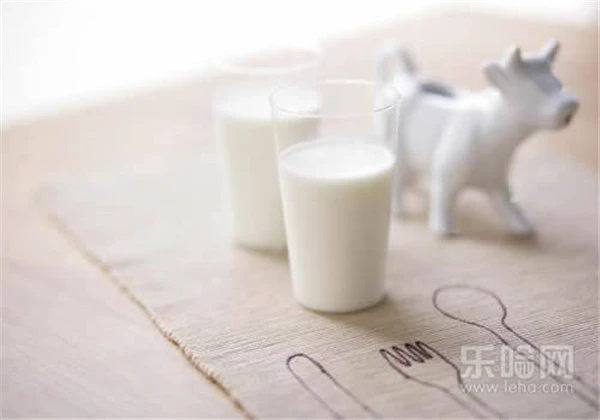 珍珠粉面膜怎么做补水，珍珠粉加这5种东西，补水作用最强！ 护肤 第5张