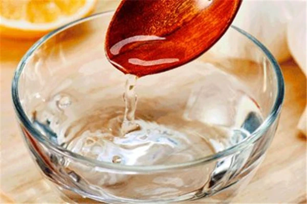 白醋洗脸会伤害面部肌肤吗，长期使用有助于美白 白醋 美白 第2张