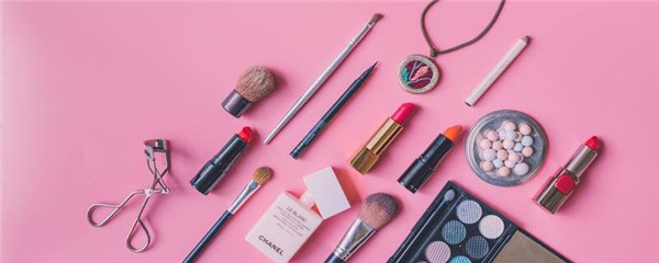 过期化妆品属于有害垃圾吗,过期化妆品还能用吗 护肤 第1张 过期化妆品属于有害垃圾吗,过期化妆品还能用吗 护肤 第1张