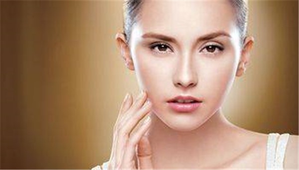 西红柿含很高的维生素,能消除色素沉着美白皮肤 美白 皮肤 第1张 西红柿含很高的维生素,能消除色素沉着美白皮肤 美白 皮肤 第1张