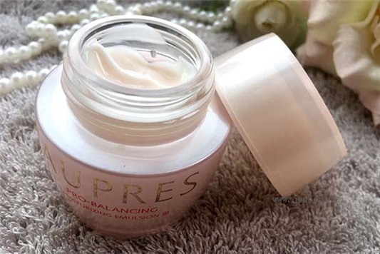 欧珀莱均衡保湿霜怎么样，欧珀莱均衡保湿霜使用评测 欧珀莱 面霜 保湿霜 第1张