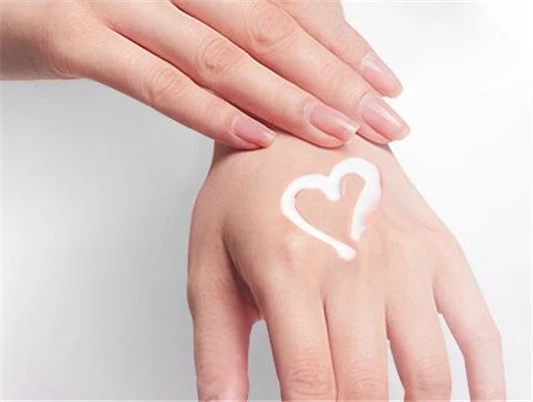 夏天可以用护手霜吗，手部护理正确打开方式 护手霜 护手霜使用误区 美容 第2张