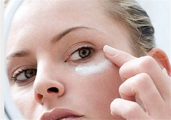 眼部去皱纹的方法 护肤 第6张