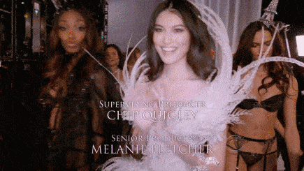 伊丽莎白雅顿身体乳补充肌肤水份打造润滑肌肤 身体乳 润滑 第1张