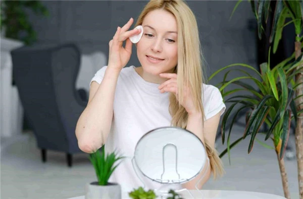 几个保养陷阱赶紧改正，经常用磨砂去角质建议戒掉有颗粒磨砂膏 保养陷阱 磨砂膏 第5张