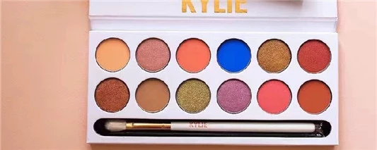 眼影里面可以倒化妆水吗 眼影 里面 化妆水 第2张 眼影里面可以倒化妆水吗 眼影 里面 化妆水 第2张