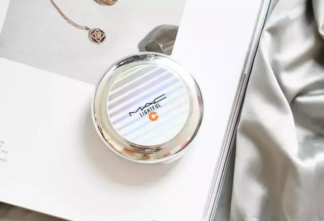 百元好物，不用吃土也能用得起明星同款底妆 评测 试用 美妆测评 美容 第27张