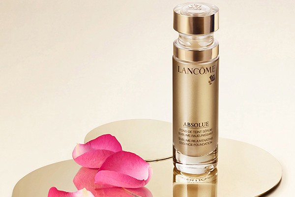 使用眼霜有什么好处，兰蔻眼部精华肌底液如何使用 眼霜 第1张