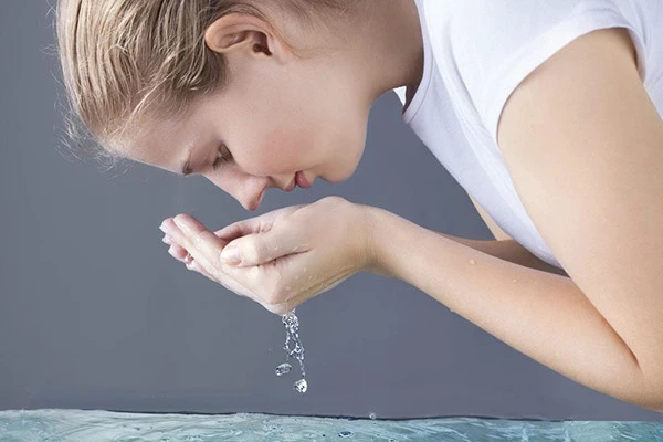 洗脸的正确方法，洗脸你真的会吗 洗脸 第2张