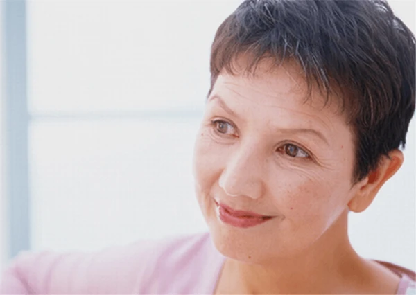 更年期女性怎么保养皮肤 护肤 第2张