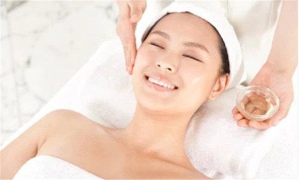 黑头和粉刺怎么去，怎么才能快速祛除黑头和粉刺呢 粉刺 第2张